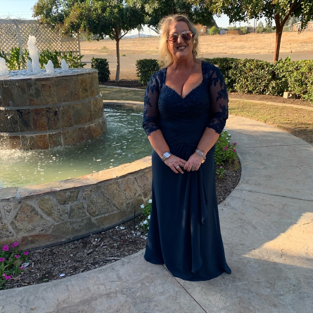 Navy Blue Custom Ordered Worn Only 4 Hours Had Cl… - image 3